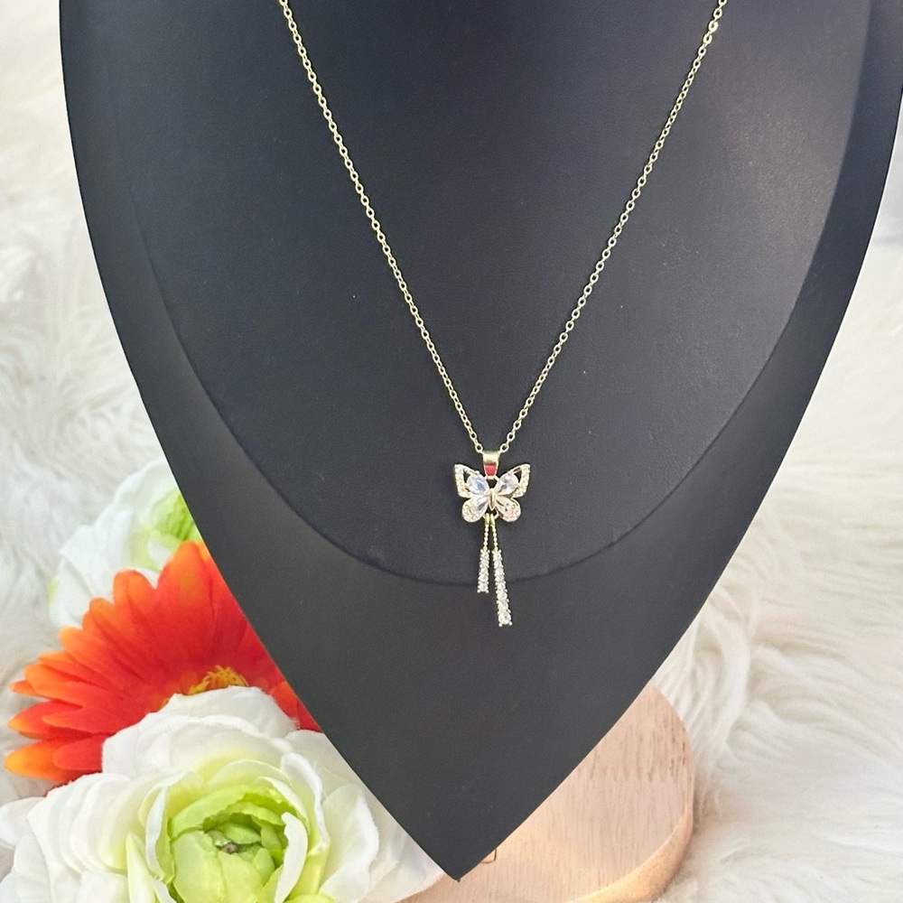 Butterfly Pendant Necklace Gold With Gemstones NEW!